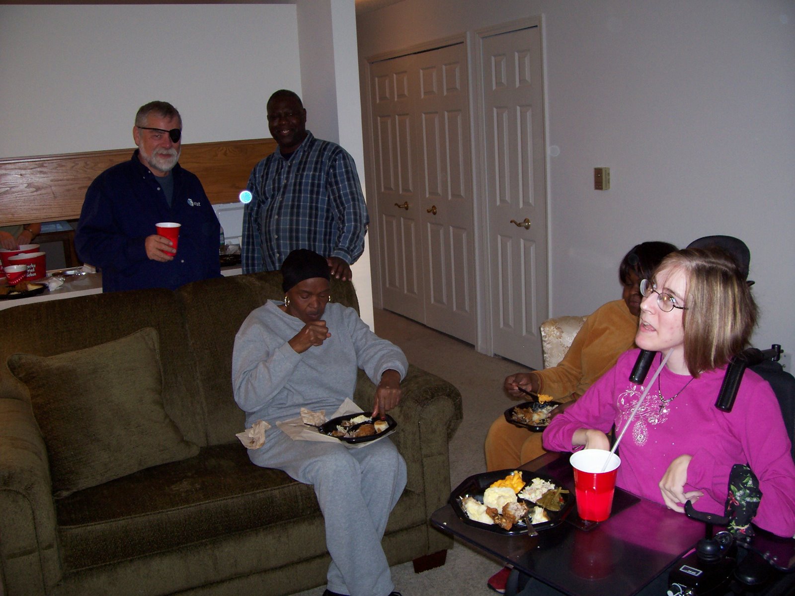 [100_0437.JPG]