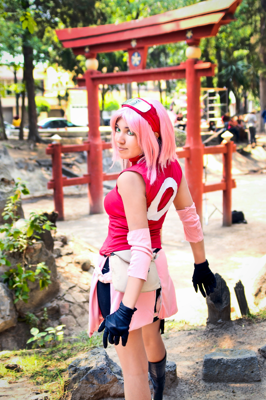 Sakura haruno cosplay teen