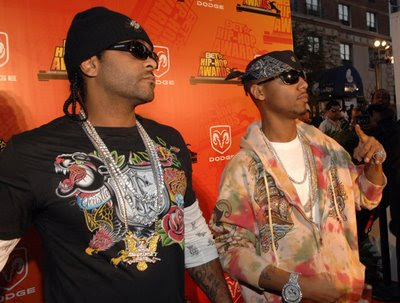 Juelz Santana, is reportedly been arrested. Telling his twitter follers, Juelz Santana, is reportedly been arrested. Telling his twitter follers,
