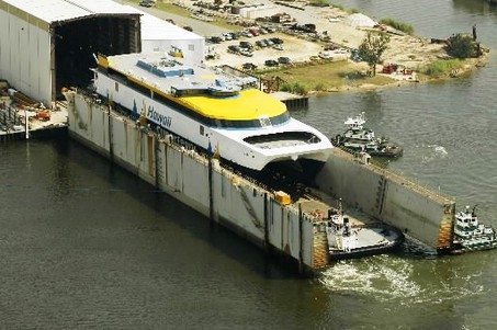 [large_superferry.jpg]