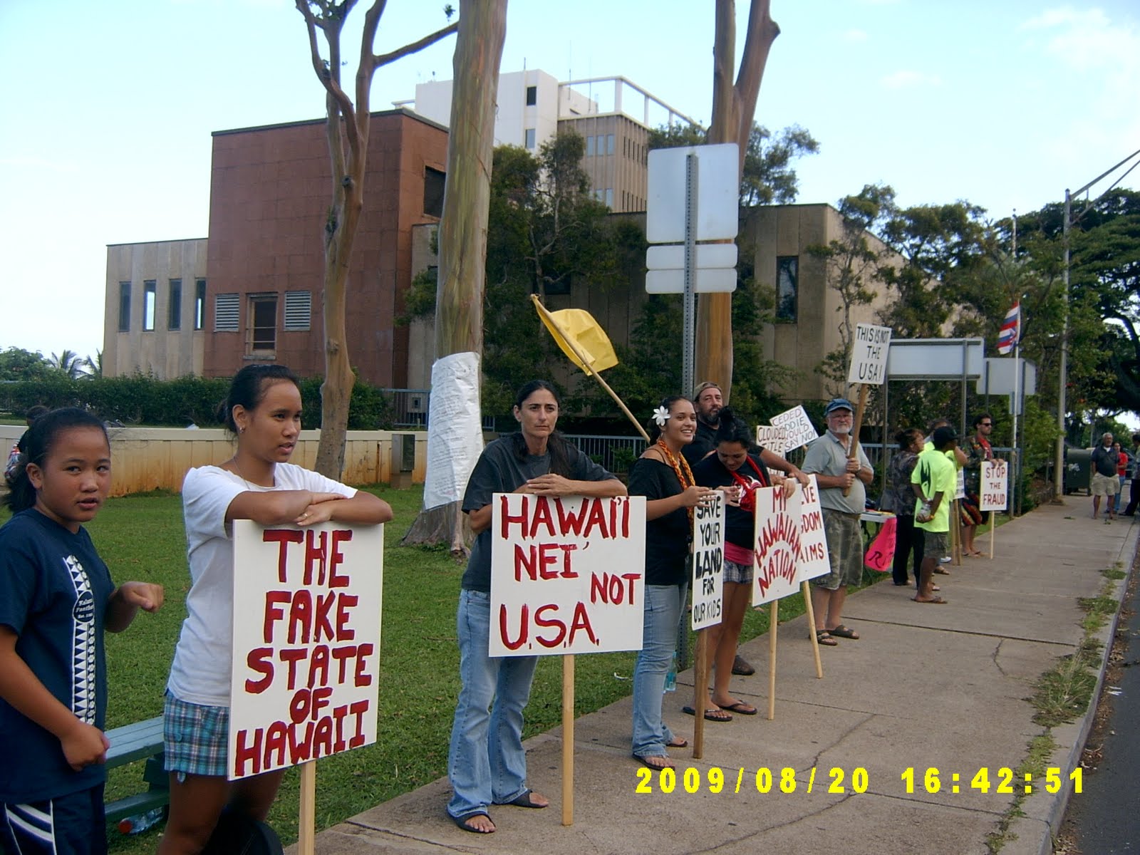 [Admissions+Day+Ku`e+09+062.JPG]