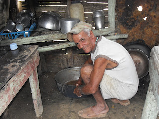 El Fogón es la Estufa De Nuestros Campesinos, Palo Seco (Leñas), y No Gas.