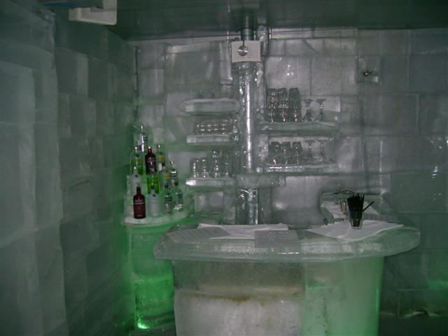 Ice-Bar