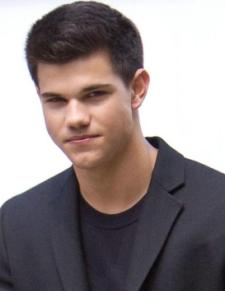 Taylor Lautner.