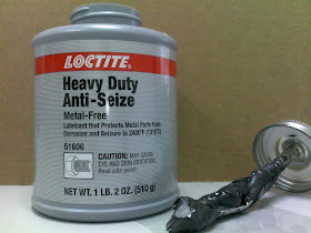 http://3.bp.blogspot.com/_iUkE1wfEmh4/S_nt5MabApI/AAAAAAAAAZo/chOwAMLfoIE/s280/Loctite+Heavy+Duty+Anti+Seize+51606.jpg