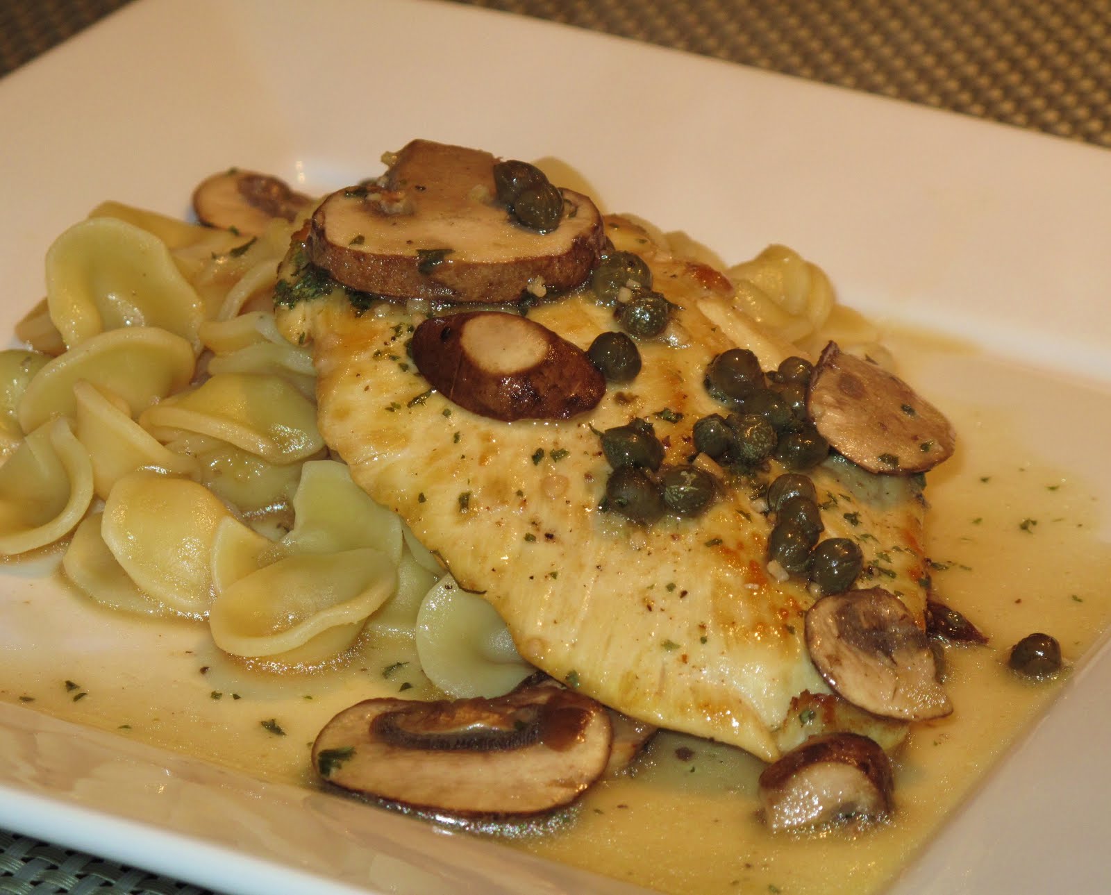 Culinarious Chicken Piccata with Mushrooms