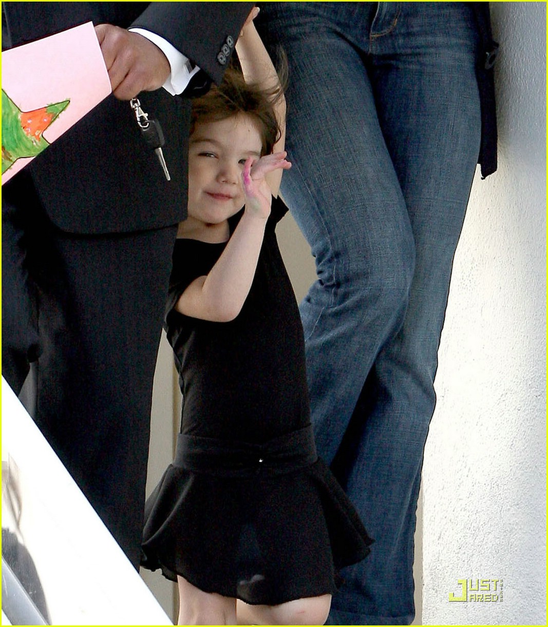 http://3.bp.blogspot.com/_iaWvO7Ov4MY/TPYBkl3KWFI/AAAAAAAABAw/kXNBNaykNWI/s1600/suri-cruise-star-05.jpg