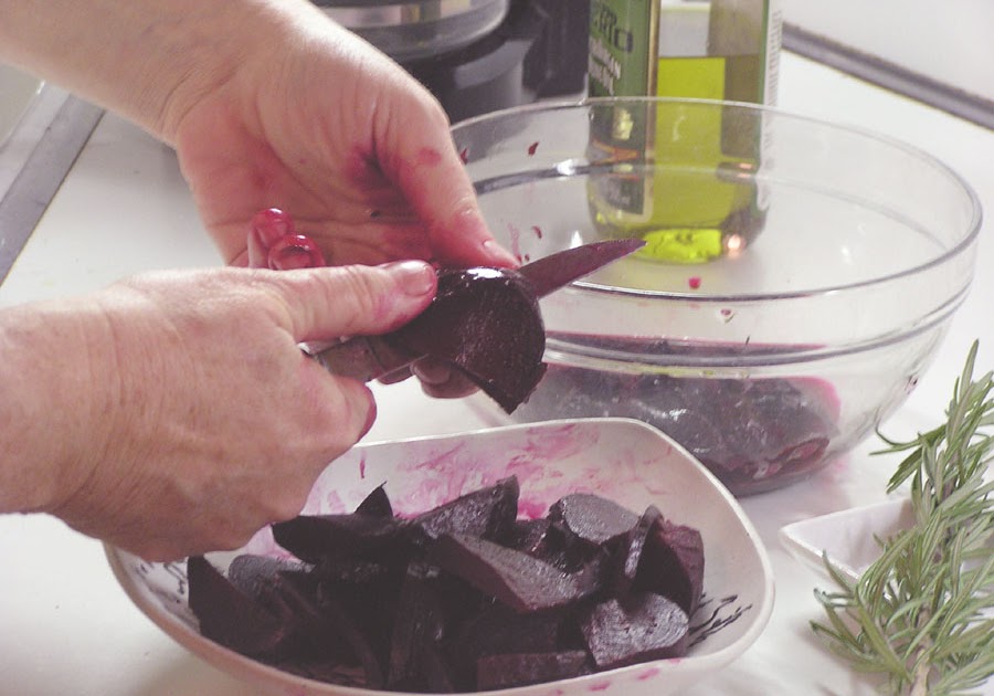 Hub Bub Fabric Dye with Beets