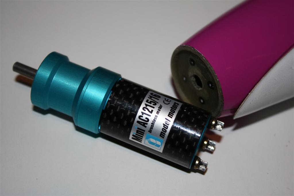 [IMG_1185+(Large).JPG]