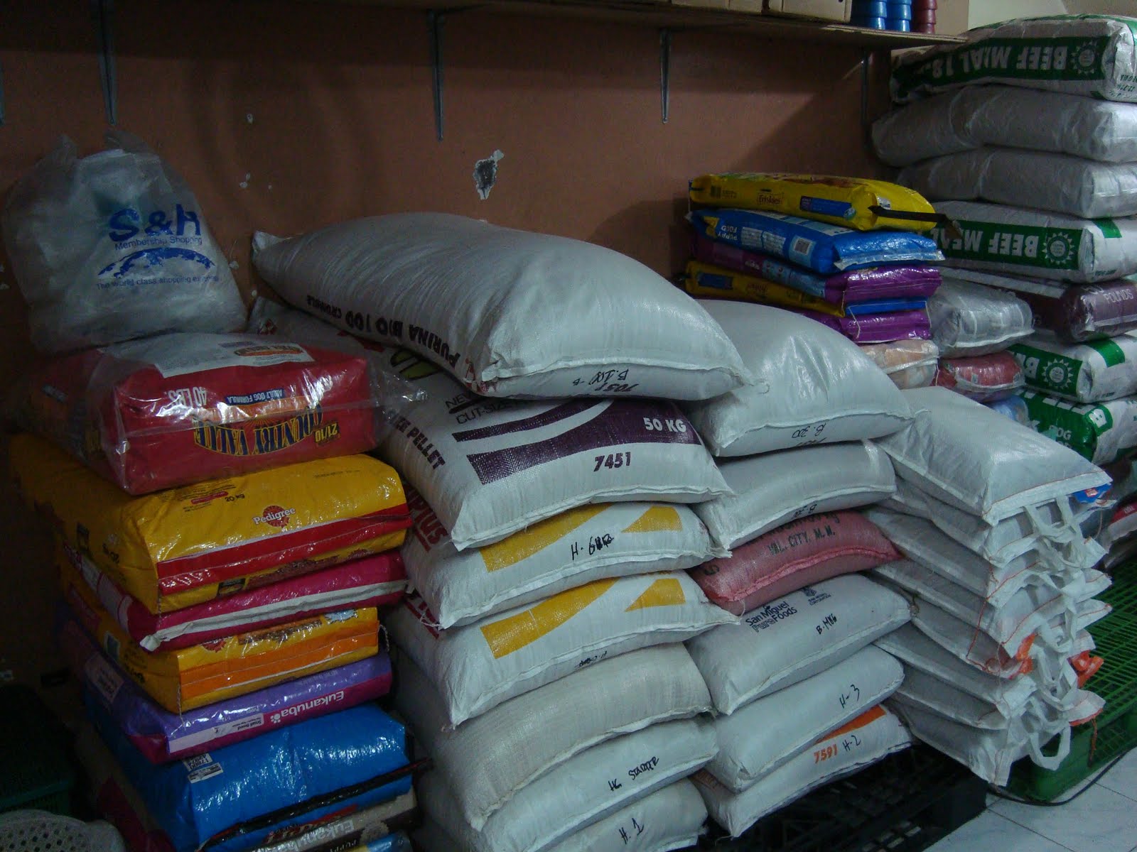 Pintakasi GameFowl Supply and Hatchery Jurez Loch