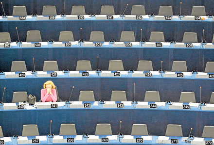 [european+parliament+in+action.jpg]