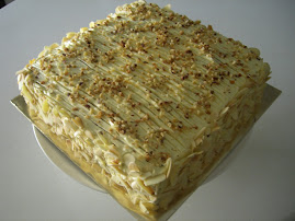 Carrot cake with almond