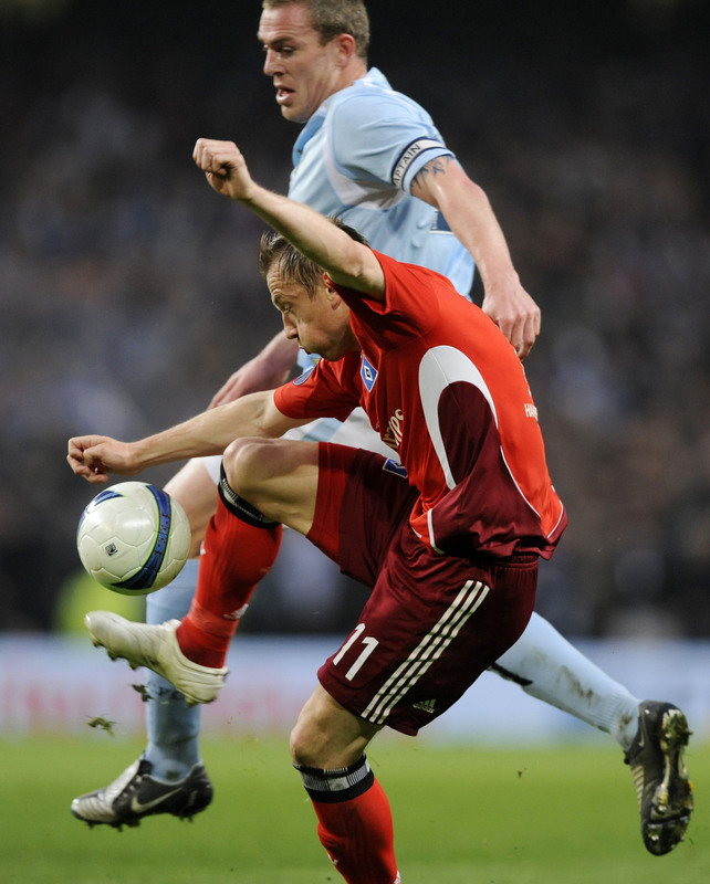 [b65b5718d847e4844f21e1a6d74e180d-getty-fbl-eur-c3-man-city-hamburg.jpg]