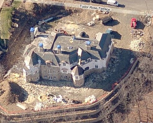 [tudorroseterrace3.bmp]