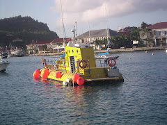 ST. BARTH 1.Yellow submarin en Gustavia