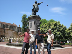 REP DOM 13 Monumento a Colón