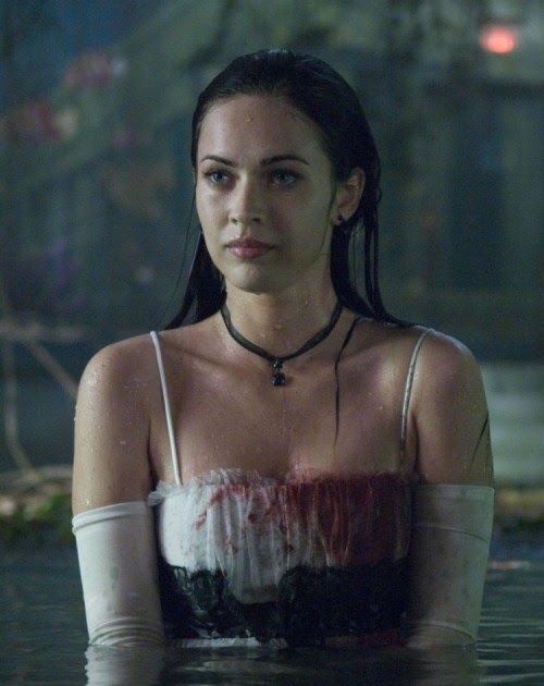 to FunnyDust The sexiest female movie villains (15 Photos)