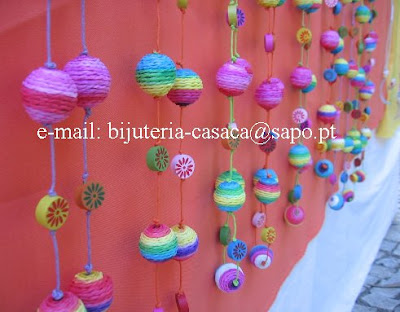 Colares coloridos
