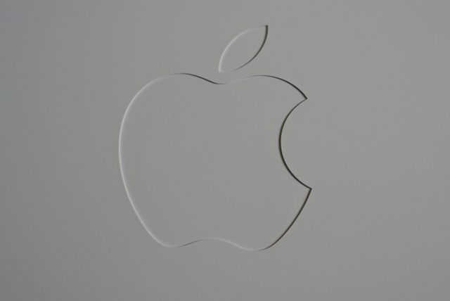 [MacBook-07.png]