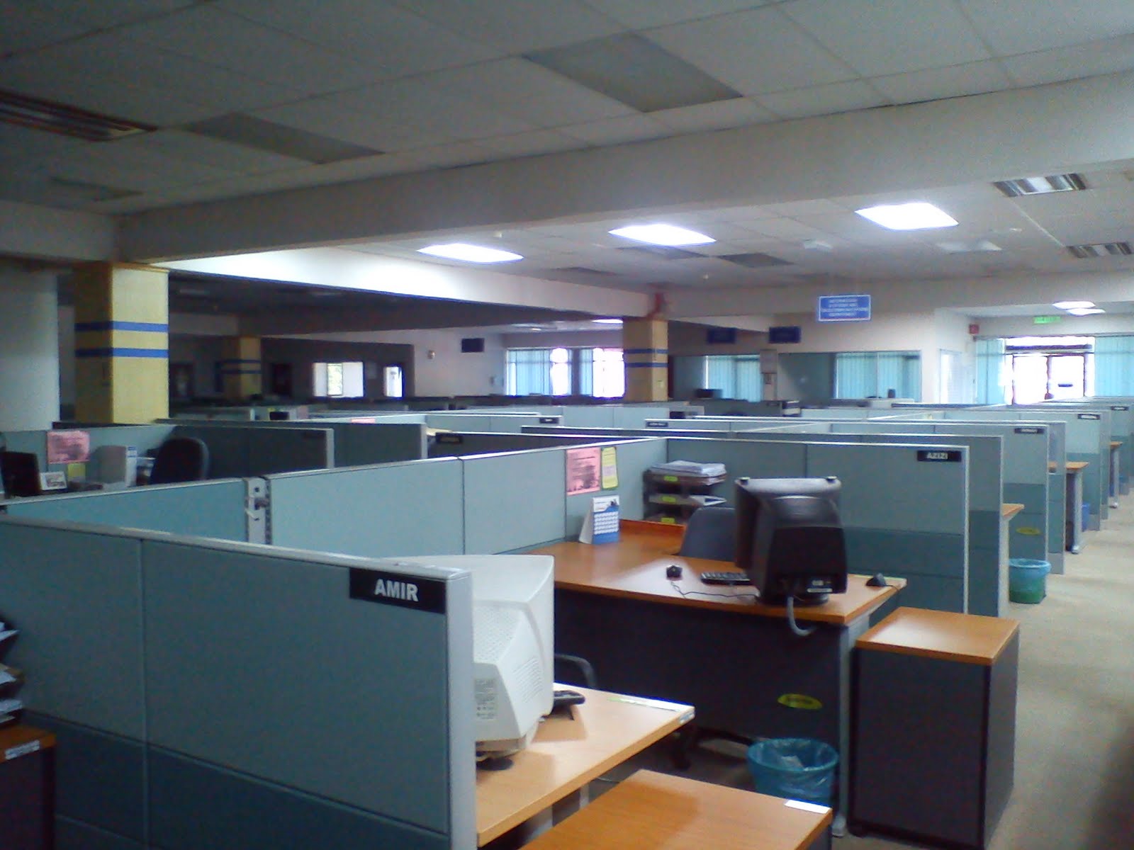 Dongkrak Kualitas Kerja Pegawai dengan Ruang Kerja Kantor yang