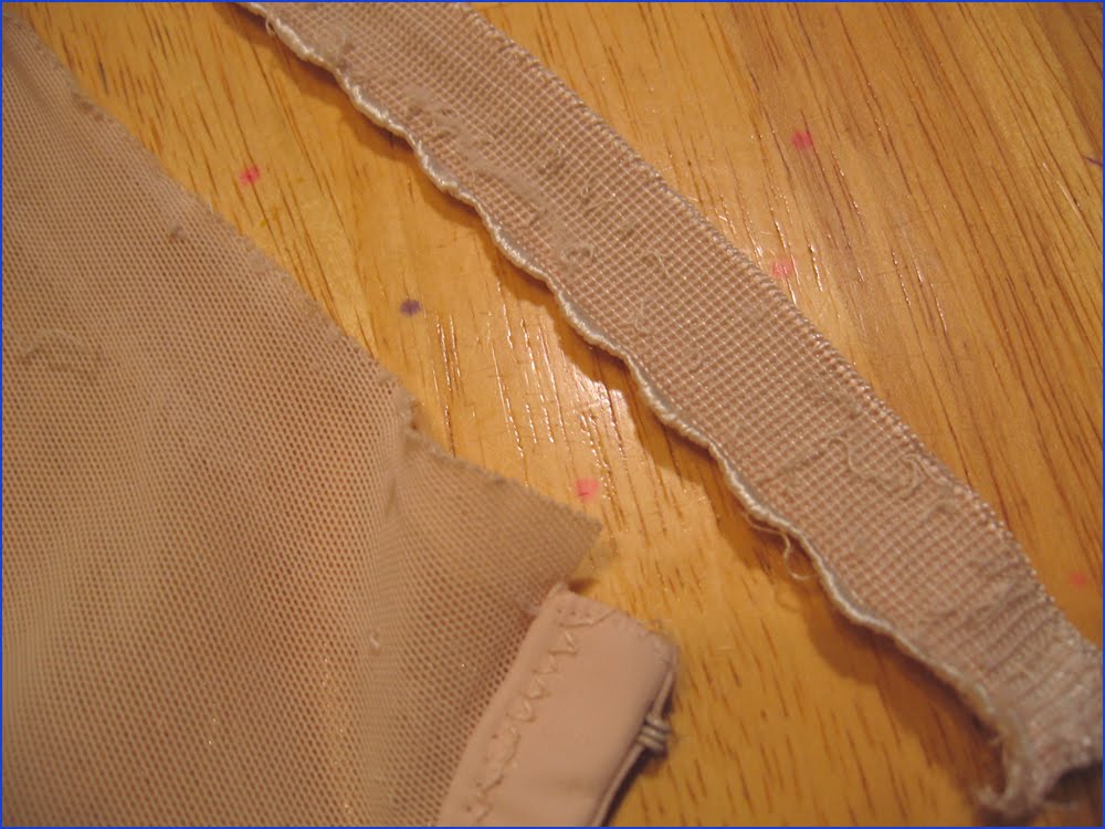 NewVintageLady Foundation Garments Formal Wear