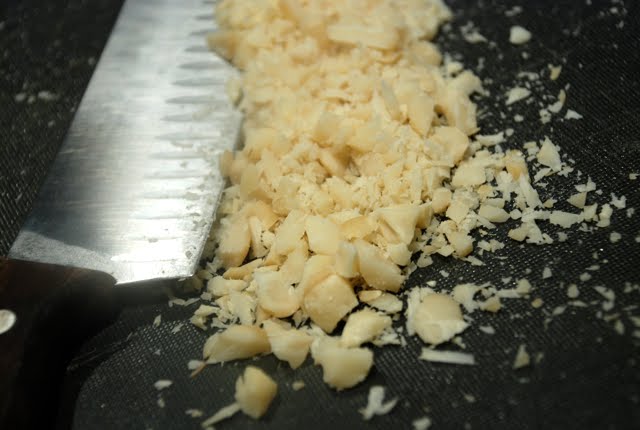 [hakitud+makadaamiad.jpg]