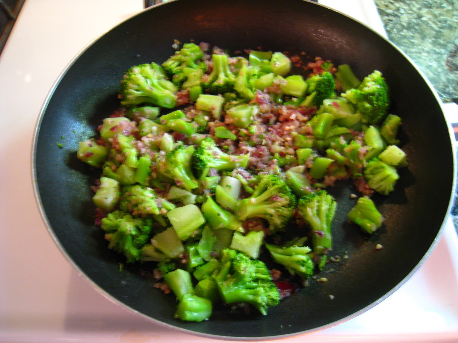 Flavors by Four BroccoliandBacon Egg Cups