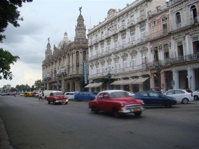 [Paseo+del+Prado+La+Habana+Foto+Lázaro+Sarmiento+2009.JPG]