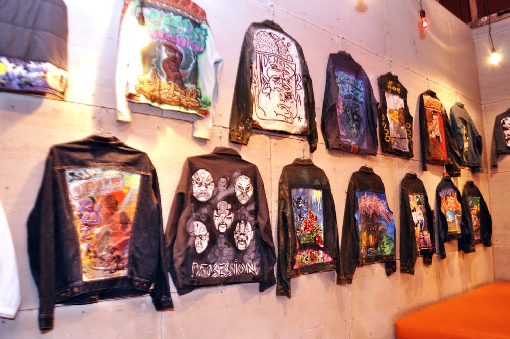DB Photography Graffiti Denim Art Show 12.28.10