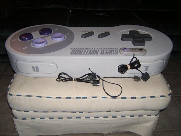[snes_controller.jpg]