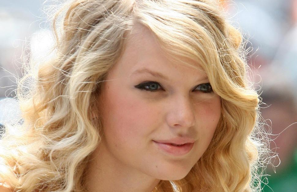 Everything you want to know about Hair How to Curl Hair Like Taylor Swift