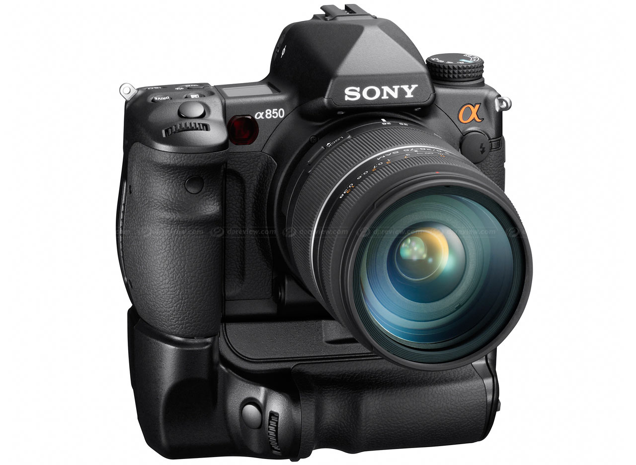 brandoneu: Sony A850 - full frame affordability for the masses?