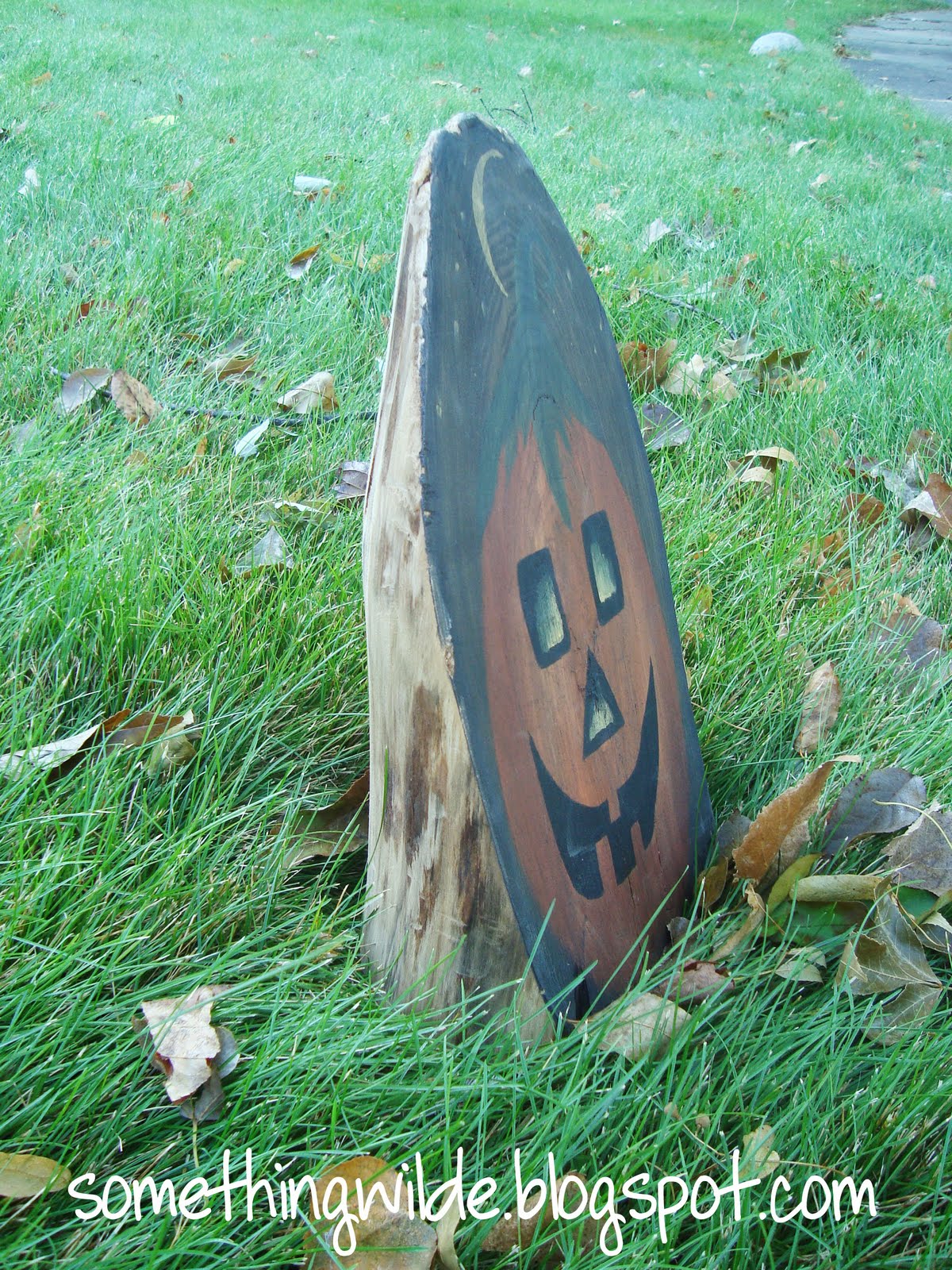 something wilde Tree Stump Pumpkin
