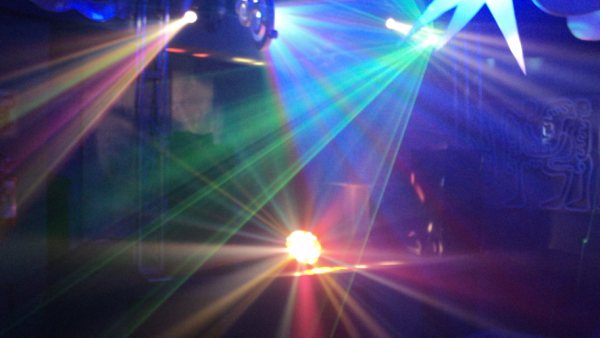 Sonorização e Iluminação para festas e eventos