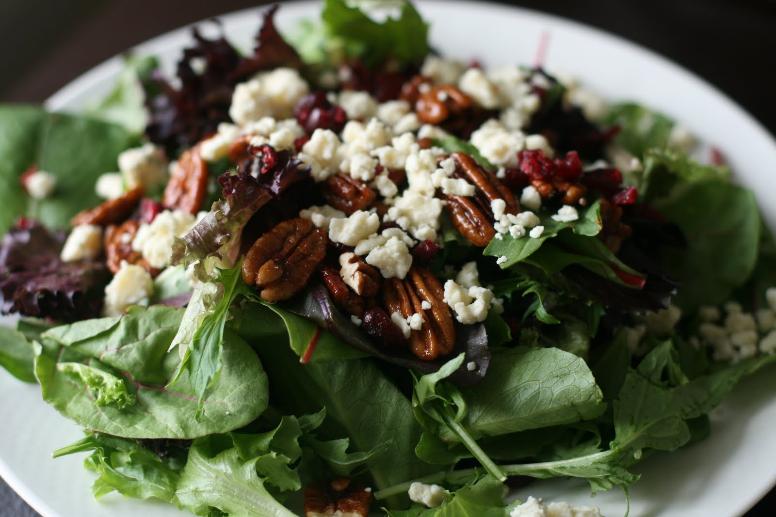 cranberry pecan blue cheese salad