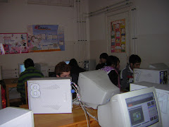 Alumnos trabajando