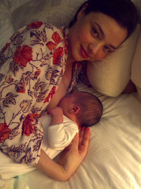 Miranda Kerr Breastfeeding