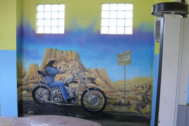 Obraz ścienny, malowanie Harleya Devidsona na ścianie, mural