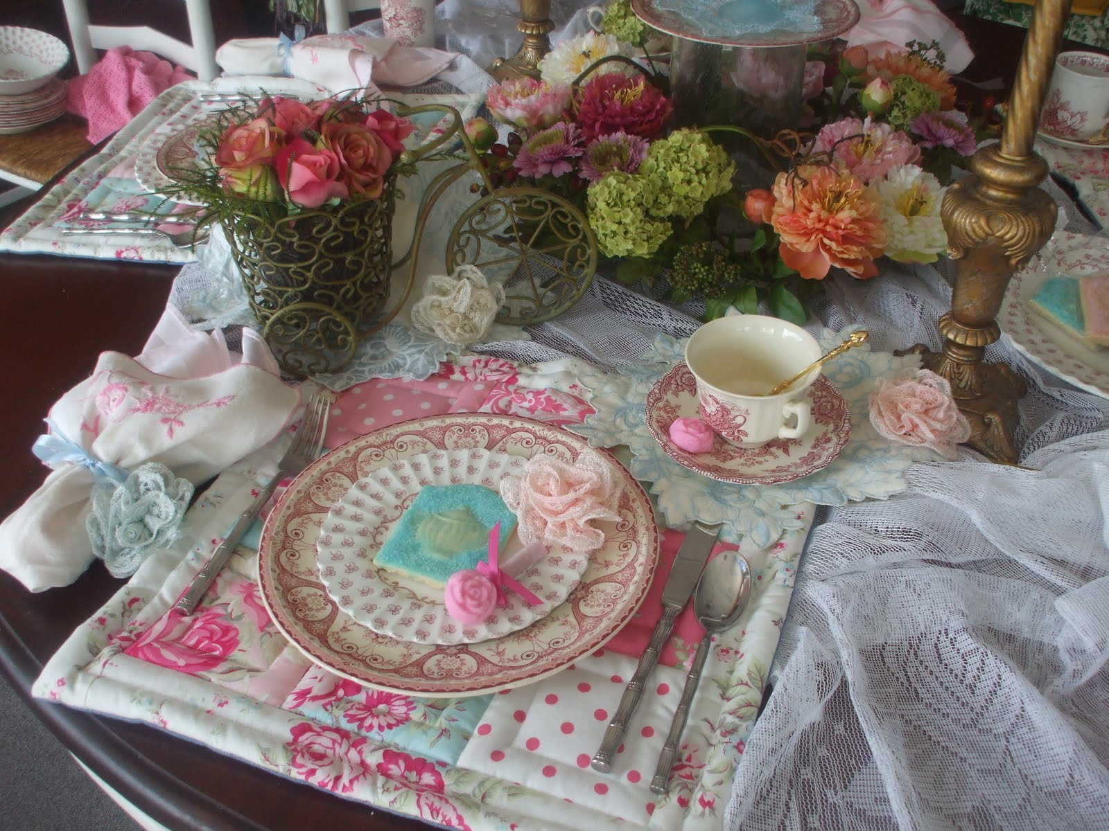 Shabby Roses Cottage Tea Tablescape & 3 GIVEAWAYS!