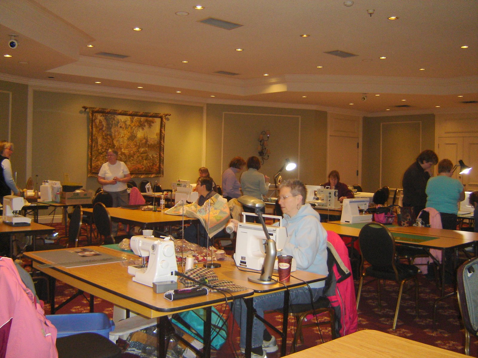 [quiltwilt+feb08+room.JPG]