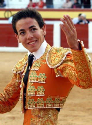 [PABLO+BELANDOreedu.jpg]