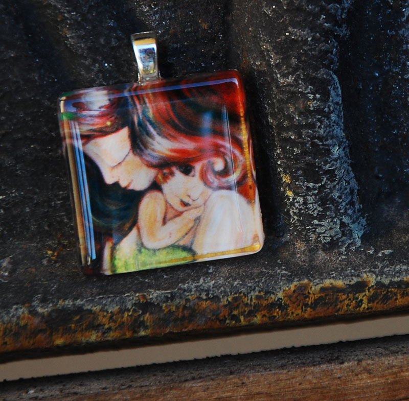 [KmBerggren-Merchild2-charm.jpg]