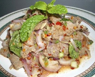 http://3.bp.blogspot.com/_jTUEImgct4Q/R9YZOb59qwI/AAAAAAAAAKU/8ydyLZqs664/s320/grill-beef-with-spicy-salad.jpg