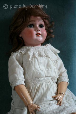 [antique+doll+3+janmary+4w+(Small).jpg]