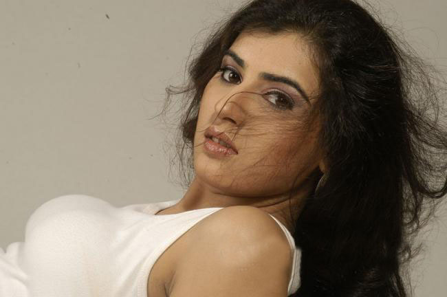 spicy skin of archana glamour  images