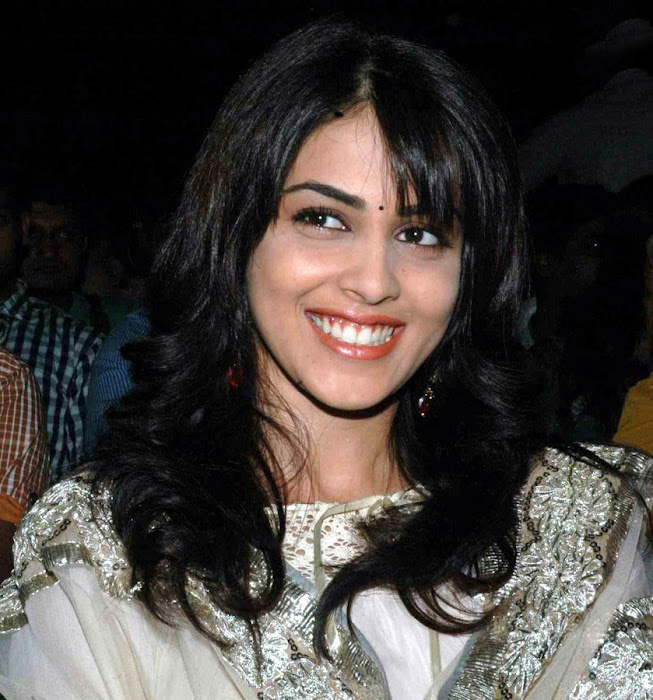 genelia in white dress at a movie launch actress pics