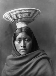 MUJER TRIBU TOHONO O'ODHAM