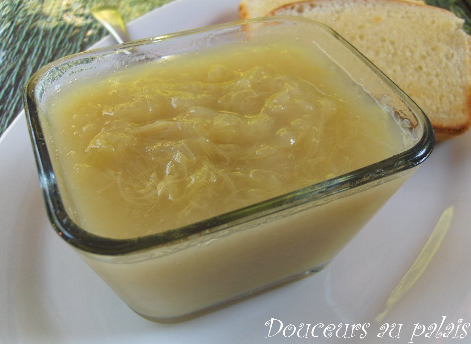 Douceurs au palais Compote pommes et rhubarbe