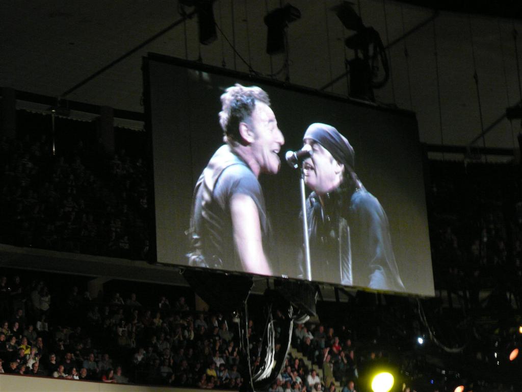 [P1030317+(Large).JPG]