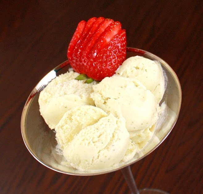 APPLE A DAY ReducedFat Basil Ice Cream